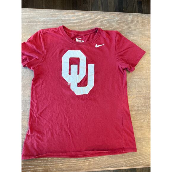 OKLAHOMA UNIVERSITY OU Nike Tee T-Shirt Athletic Fit Gameday Football M - Picture 2 of 7